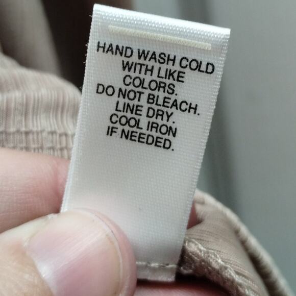 NWT Cato EST 1946 Size Medium Tan Cowl-Neck Draped Stretchy Ribbed Top - Picture 5 of 5